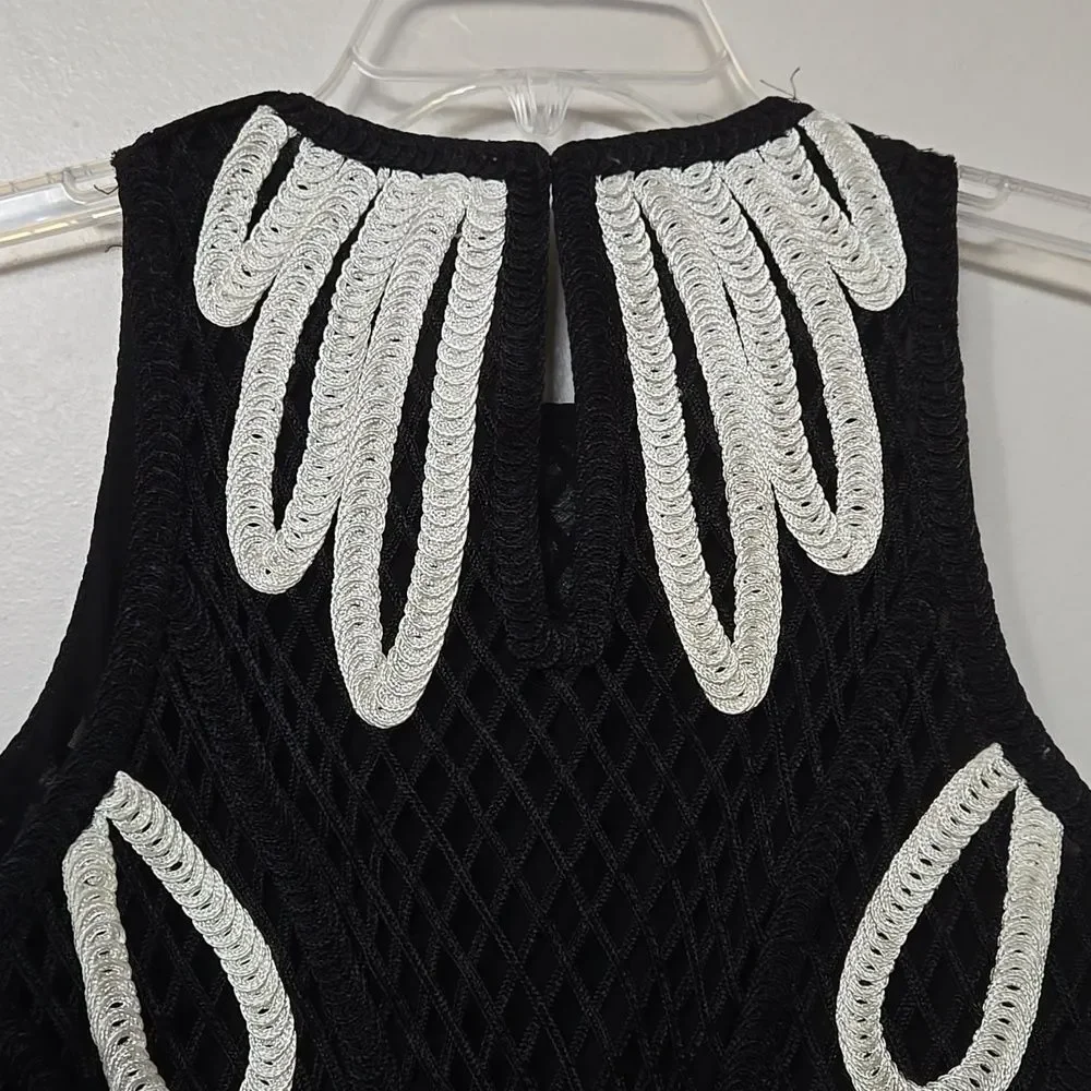 Maje Women's Mesh Crochet Black White Tank Top Size 2 Floral - Picture 5 of 7